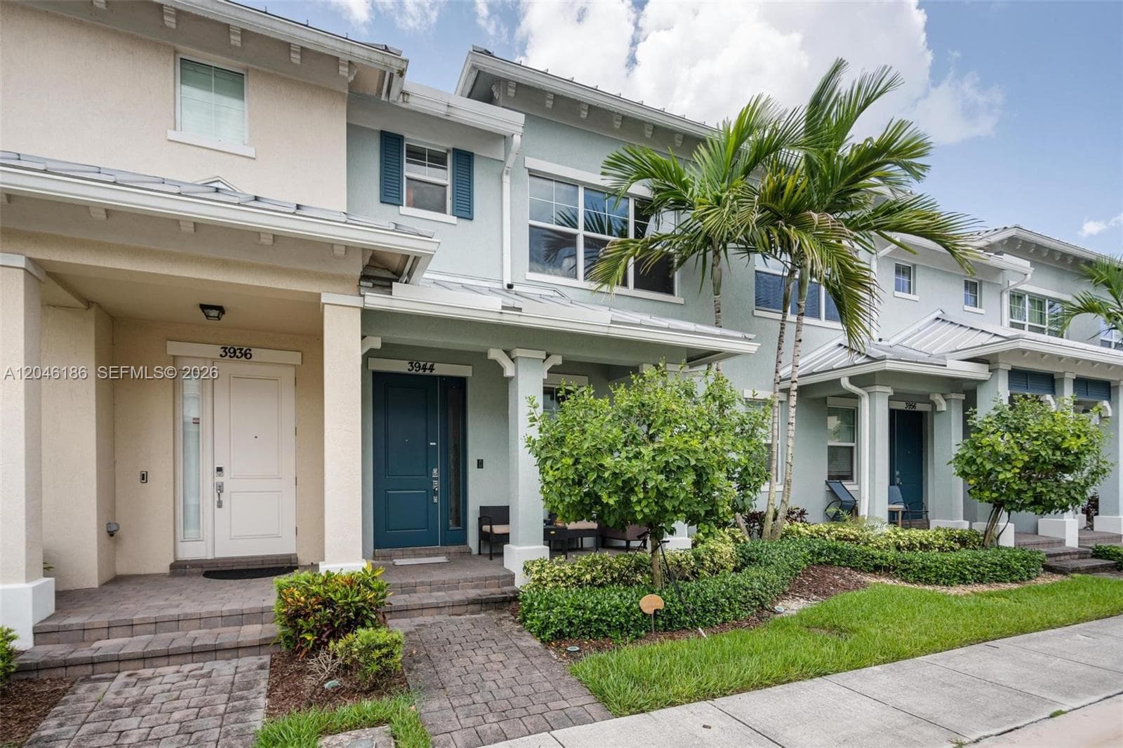 3944 Poinciana Ln, Hollywood, FL 33021 — zdjęcie 2