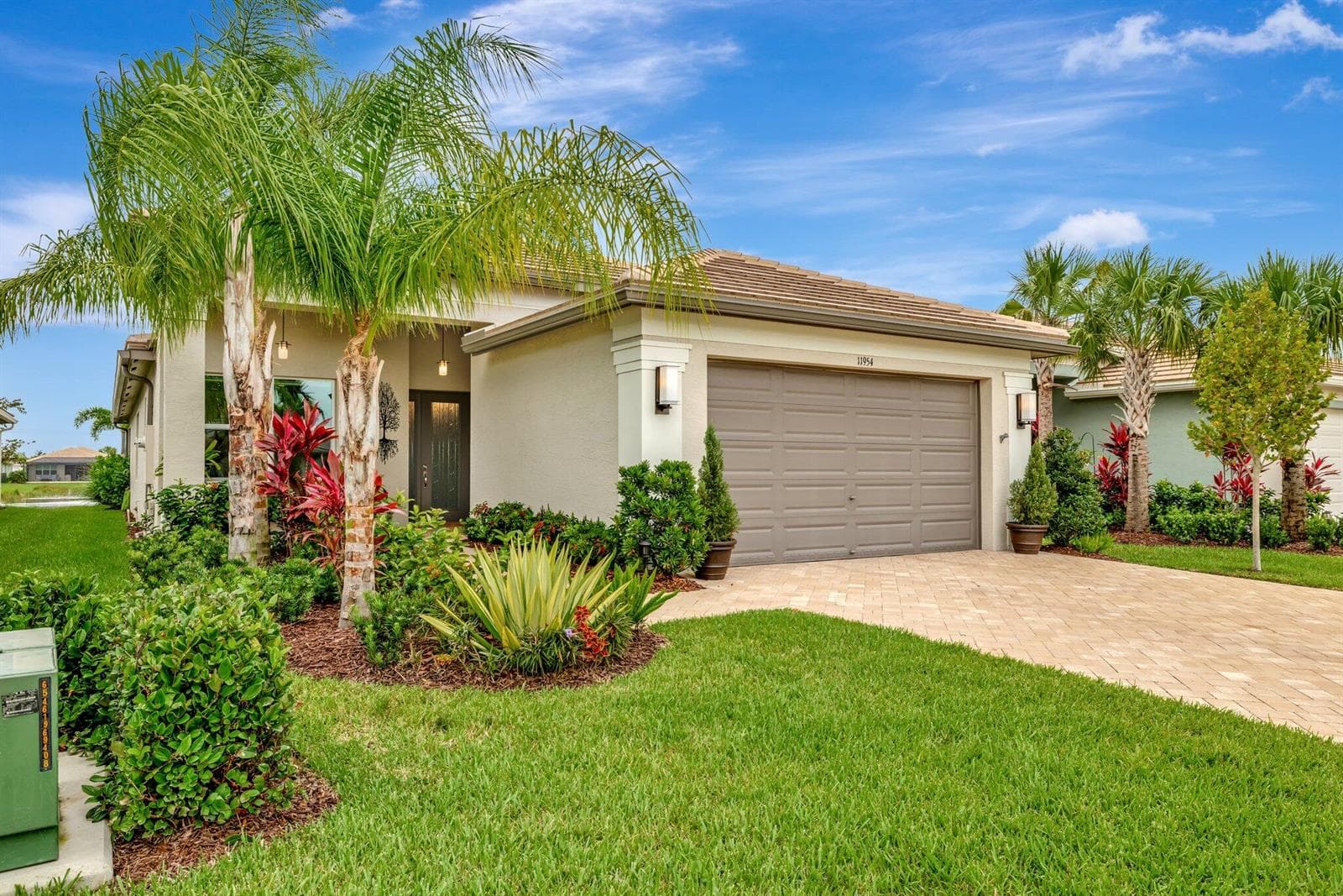 11954 SW Seaway Street, Port St. Lucie, FL 34987