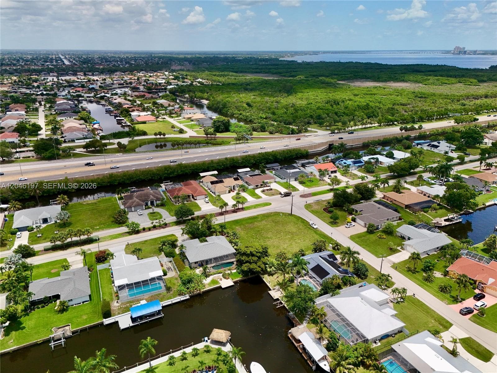 2014 EVEREST PKWY, Cape Coral, FL 33904 — zdjęcie 4