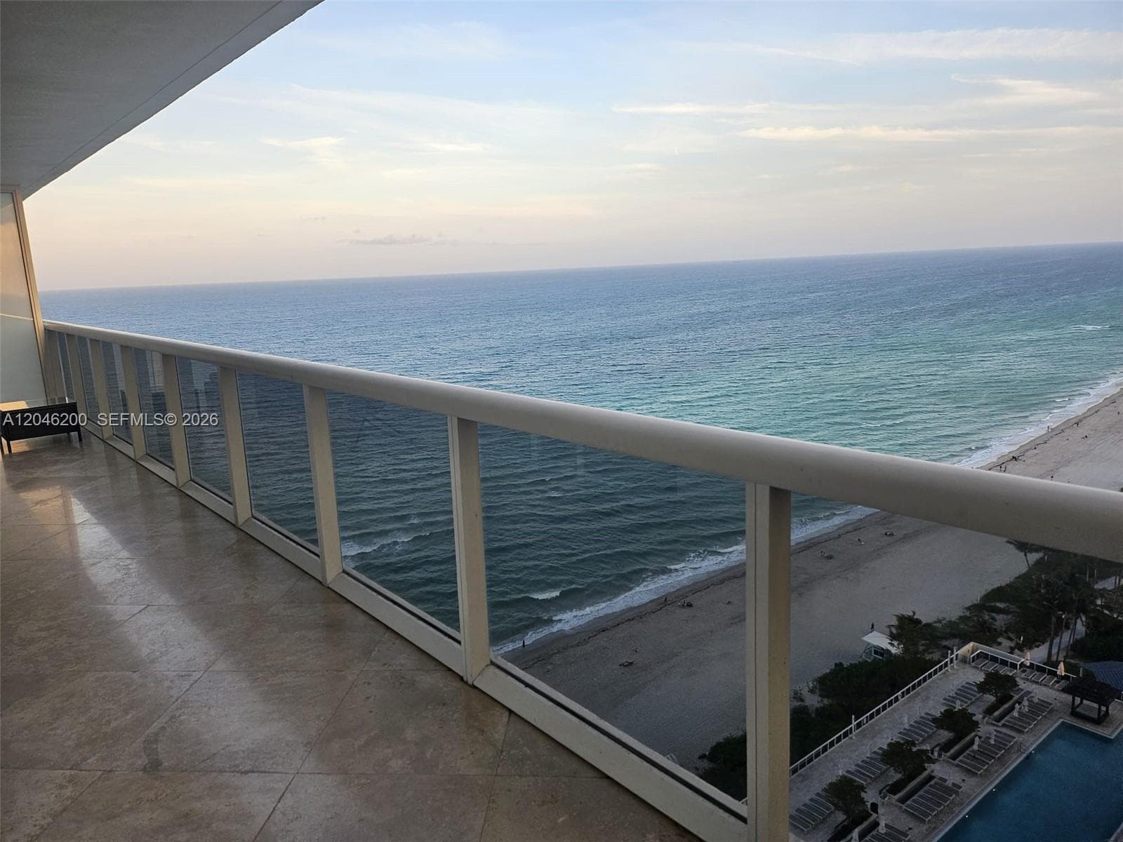 1830 S Ocean Dr # 2403, Hallandale Beach, FL 33009