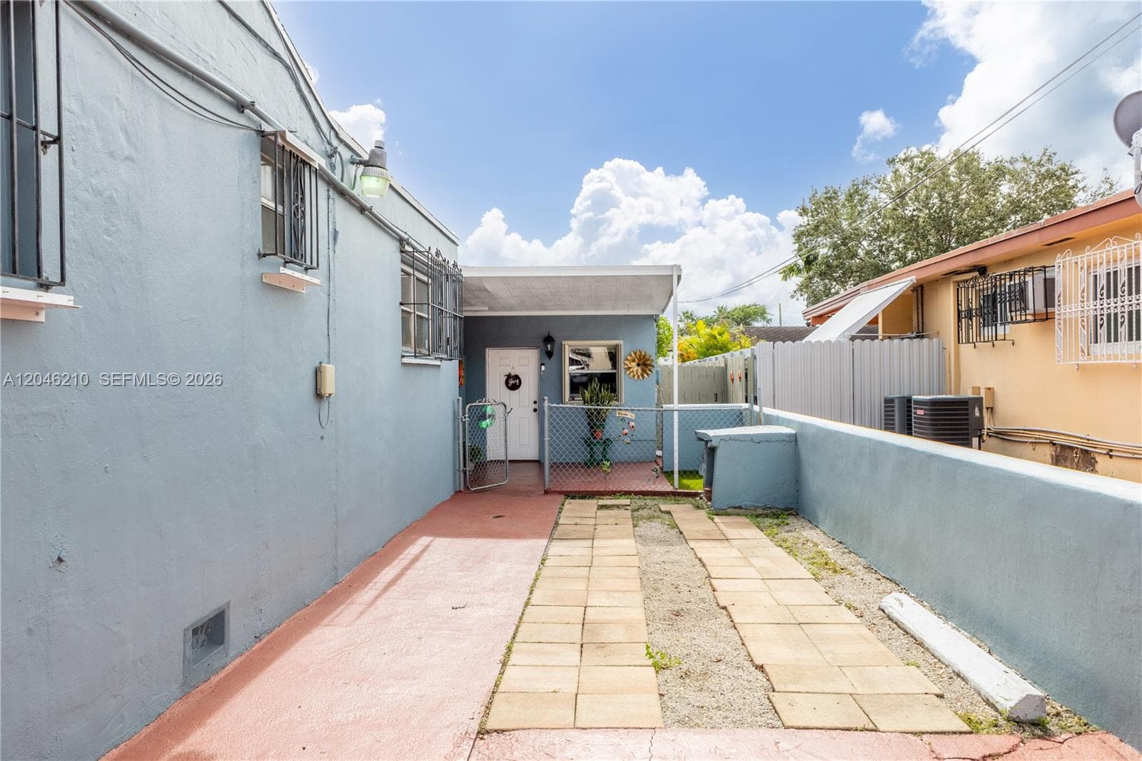 2818 SW 2nd St, Miami, FL 33135 — zdjęcie 5