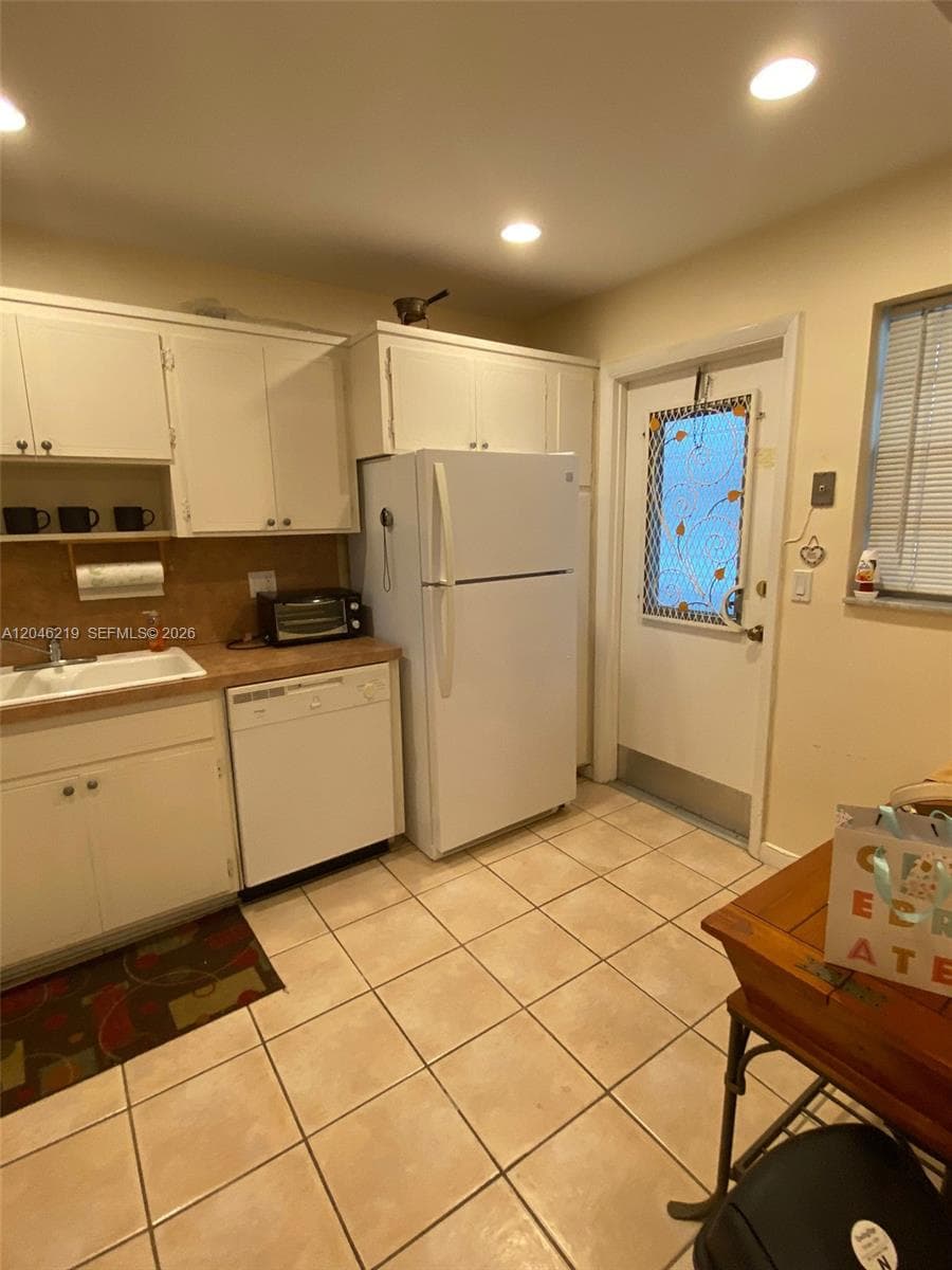 330 SE 2nd St # 403F, Hallandale Beach, FL 33009 — zdjęcie 4