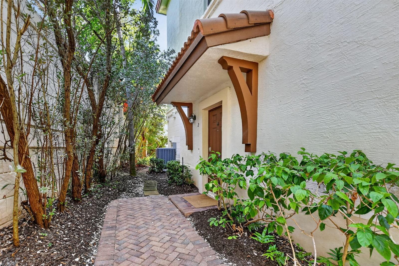 27 NW Hawthorne Place, Boca Raton, FL 33432 — zdjęcie 2