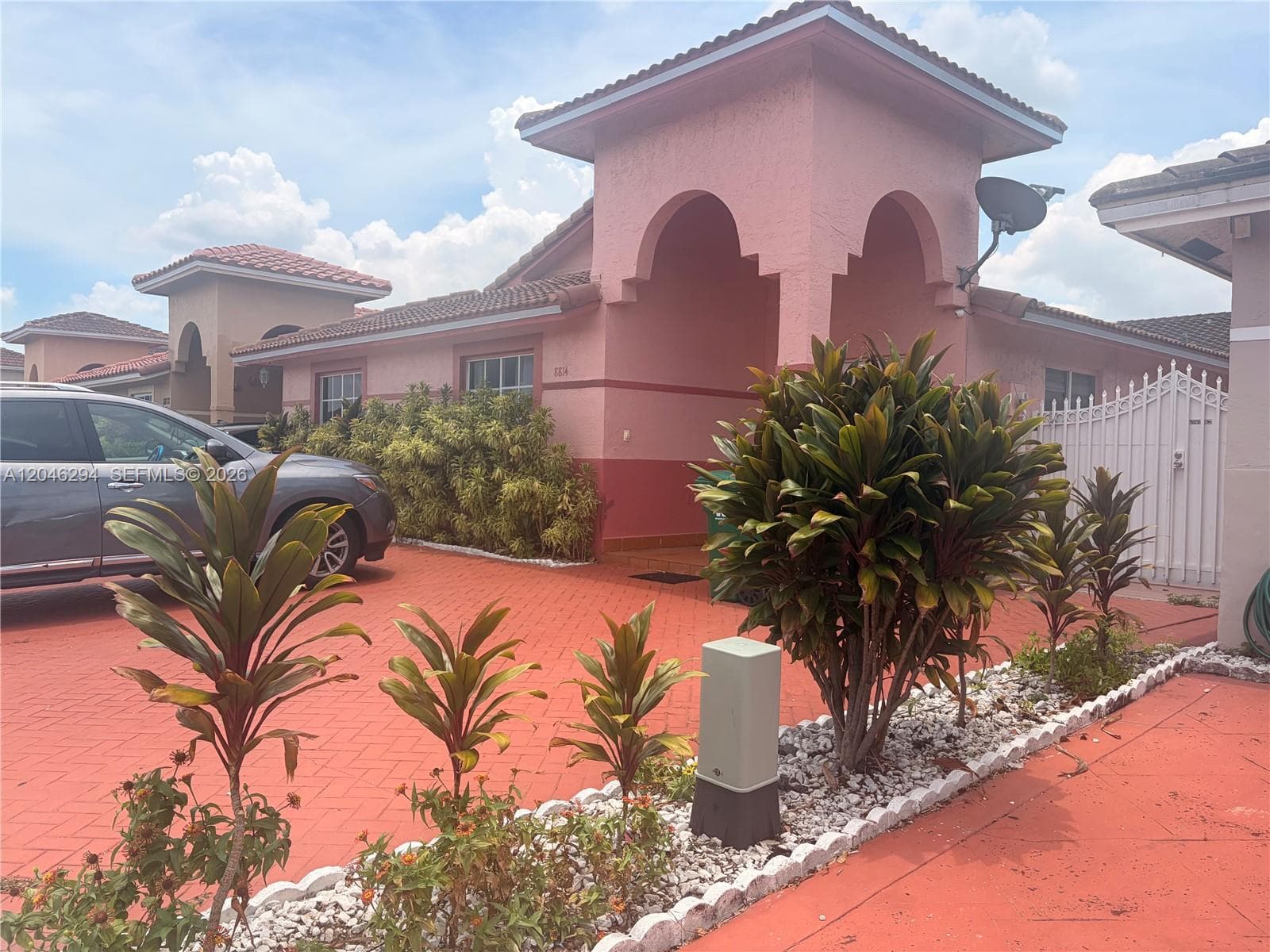 8814 NW 109th Ter, Hialeah Gardens, FL 33018 — zdjęcie 3