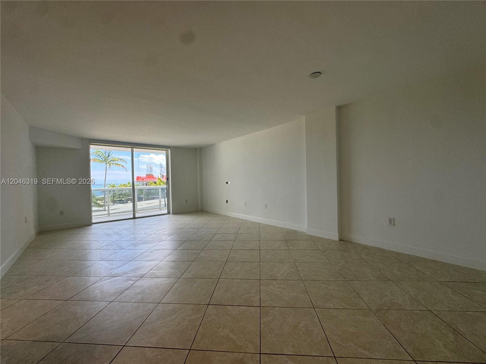 10275 Collins Ave # 318, Bal Harbour, FL 33154 — zdjęcie 3