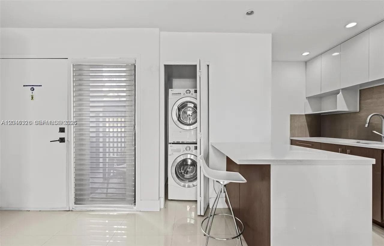 2715 Tigertail Ave # 102, Miami, FL 33133 — zdjęcie 3