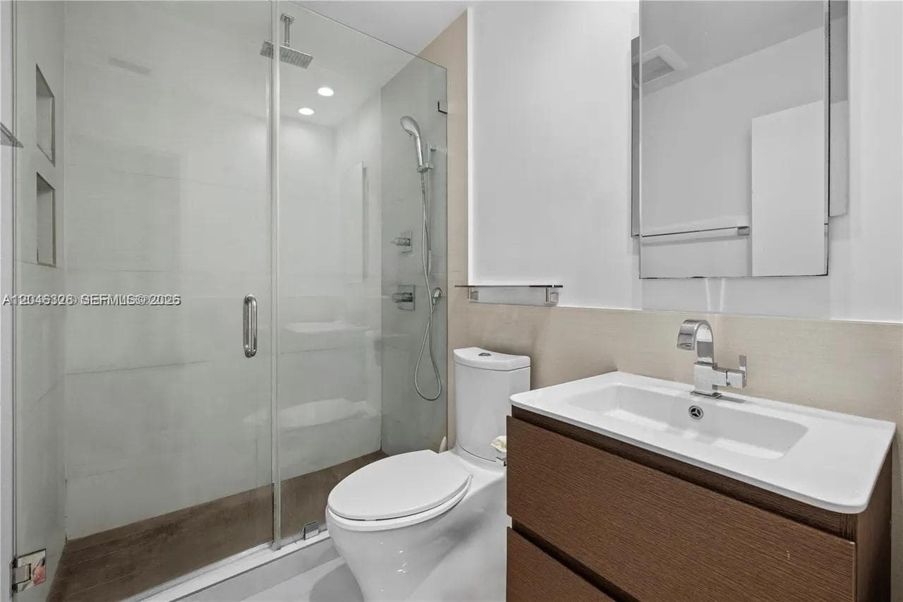 2715 Tigertail Ave # 102, Miami, FL 33133 — zdjęcie 5