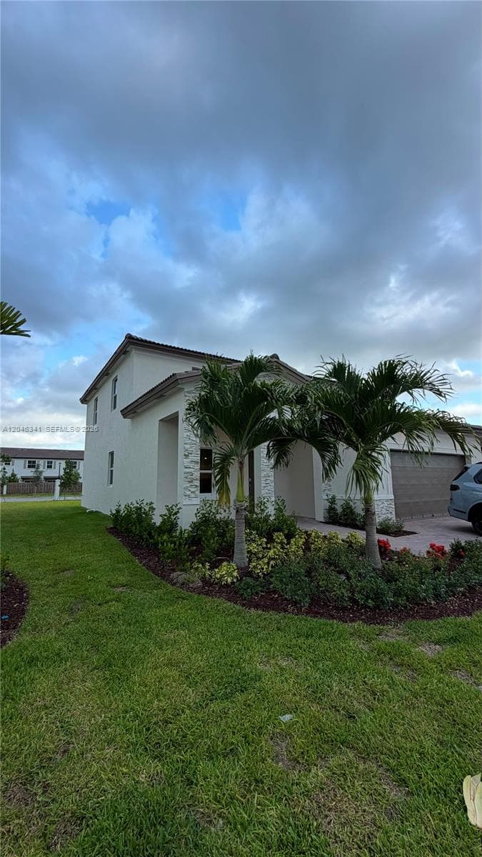 2475 SE 29th Dr, Homestead, FL 33035