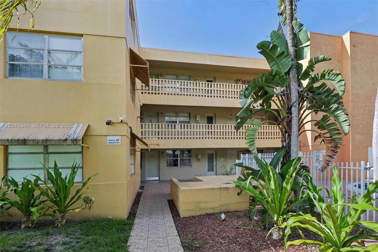 1851 NE 168th St # B6, North Miami Beach, FL 33162 — zdjęcie 2