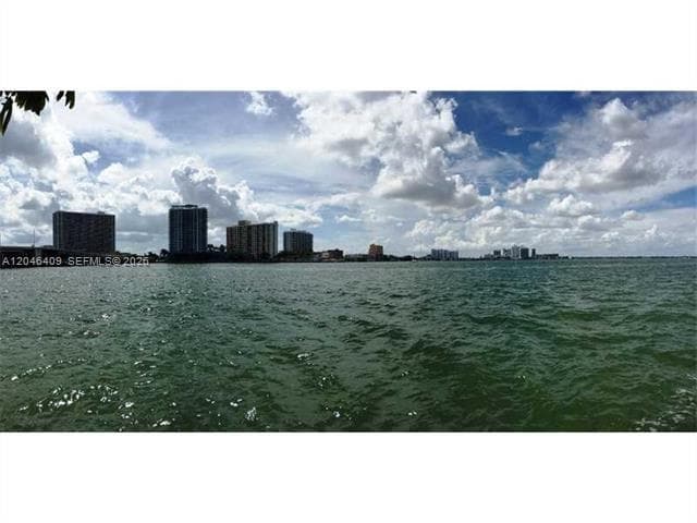 2130/2140 Bay Dr, Miami Beach, FL 33141 — zdjęcie 3