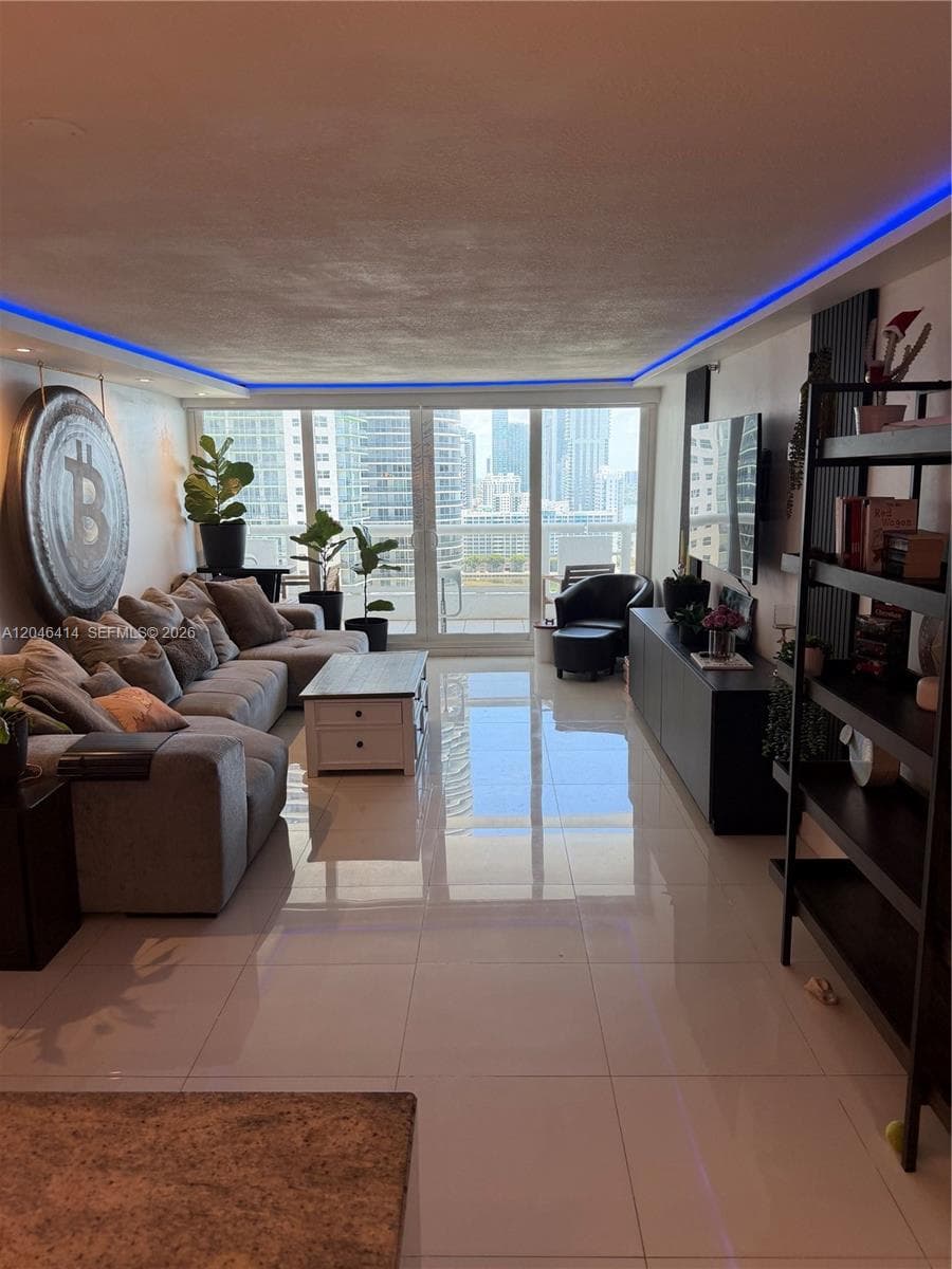 1717 N Bayshore Dr # A-2847, Miami, FL 33132 — zdjęcie 2