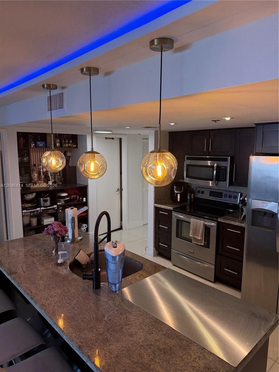1717 N Bayshore Dr # A-2847, Miami, FL 33132 — zdjęcie 3