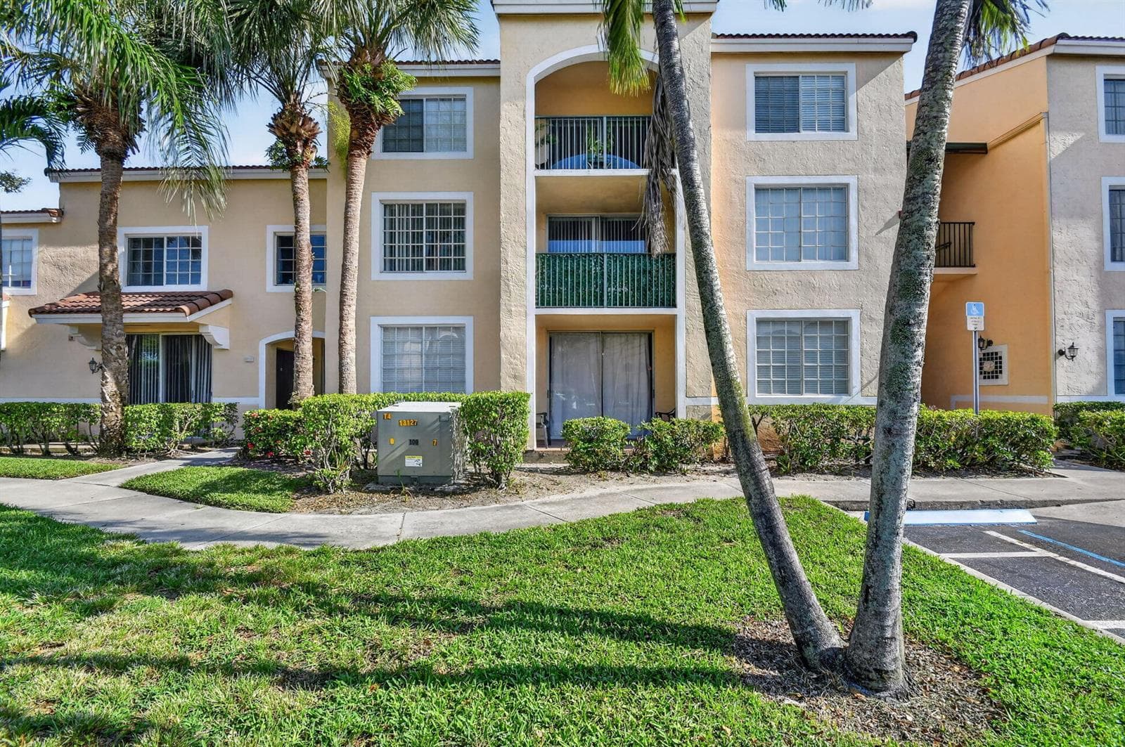 1733 Village Boulevard # 105, West Palm Beach, FL 33409 — zdjęcie 2
