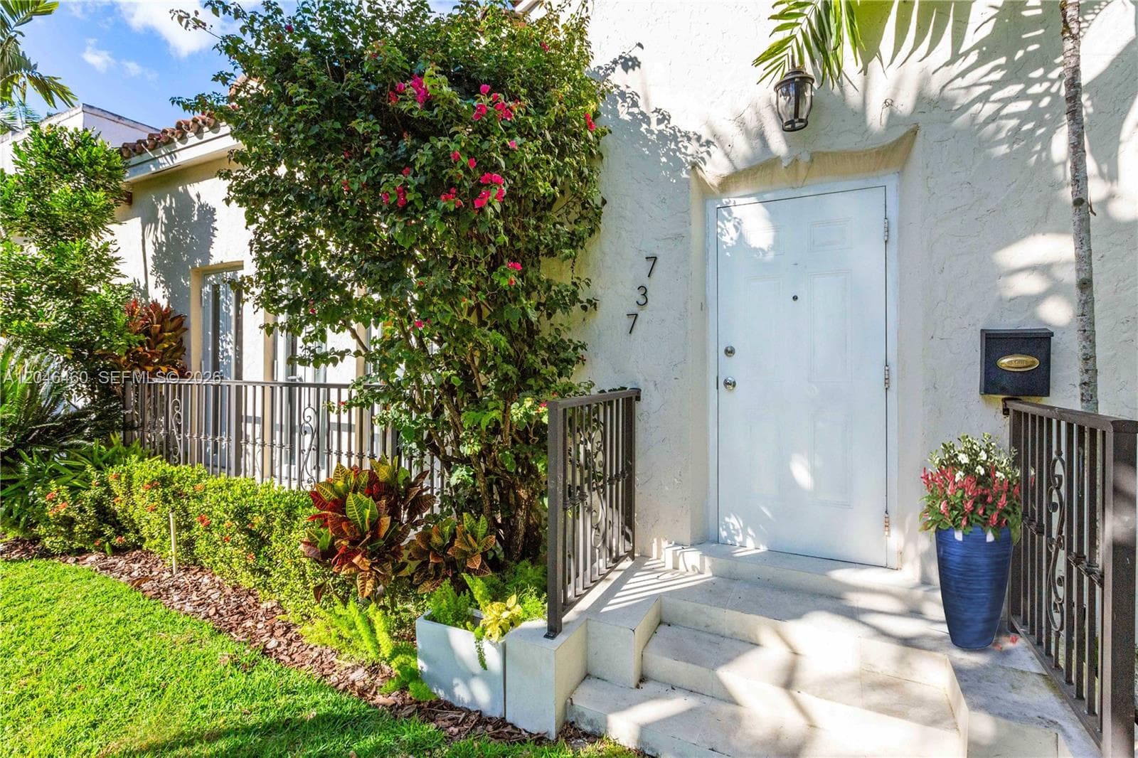 737 Alhambra Cir, Coral Gables, FL 33134 — zdjęcie 5