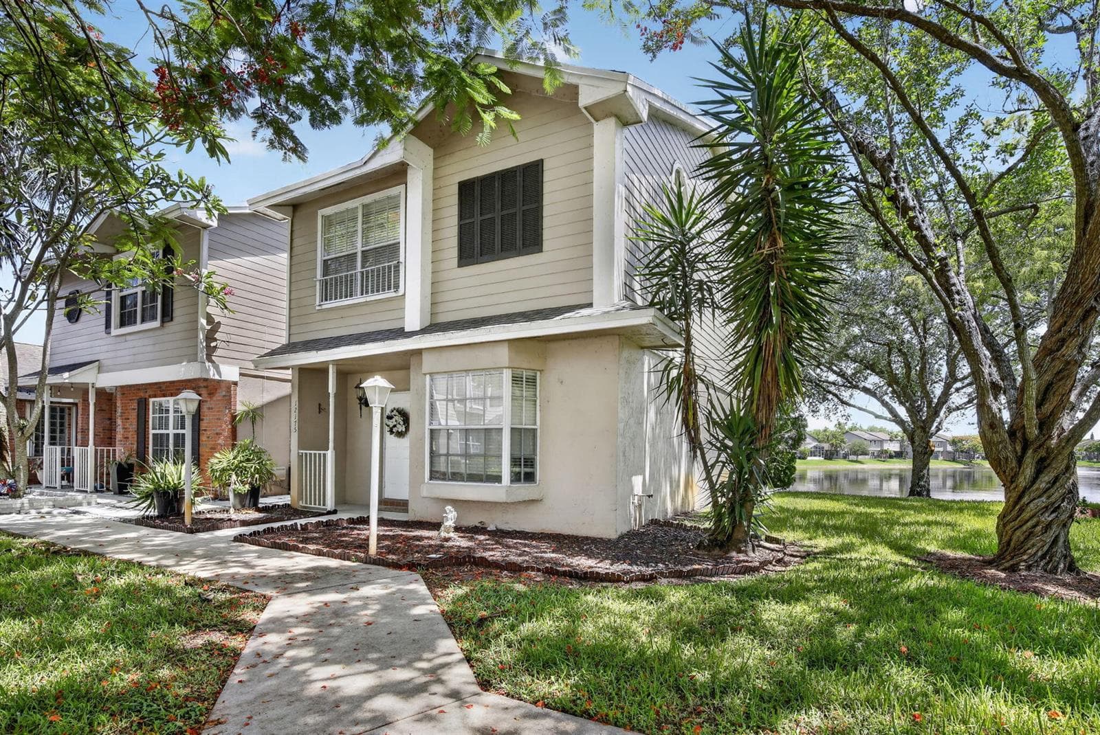 12175 NW 36th Place, Sunrise, FL 33323 — zdjęcie 2