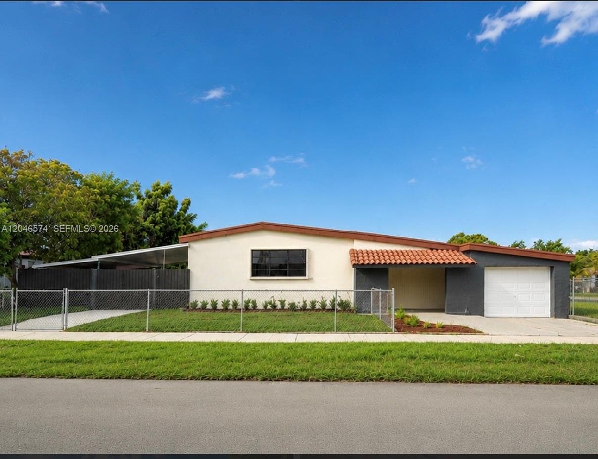 620 NW 182nd Ter, Miami Gardens, FL 33169