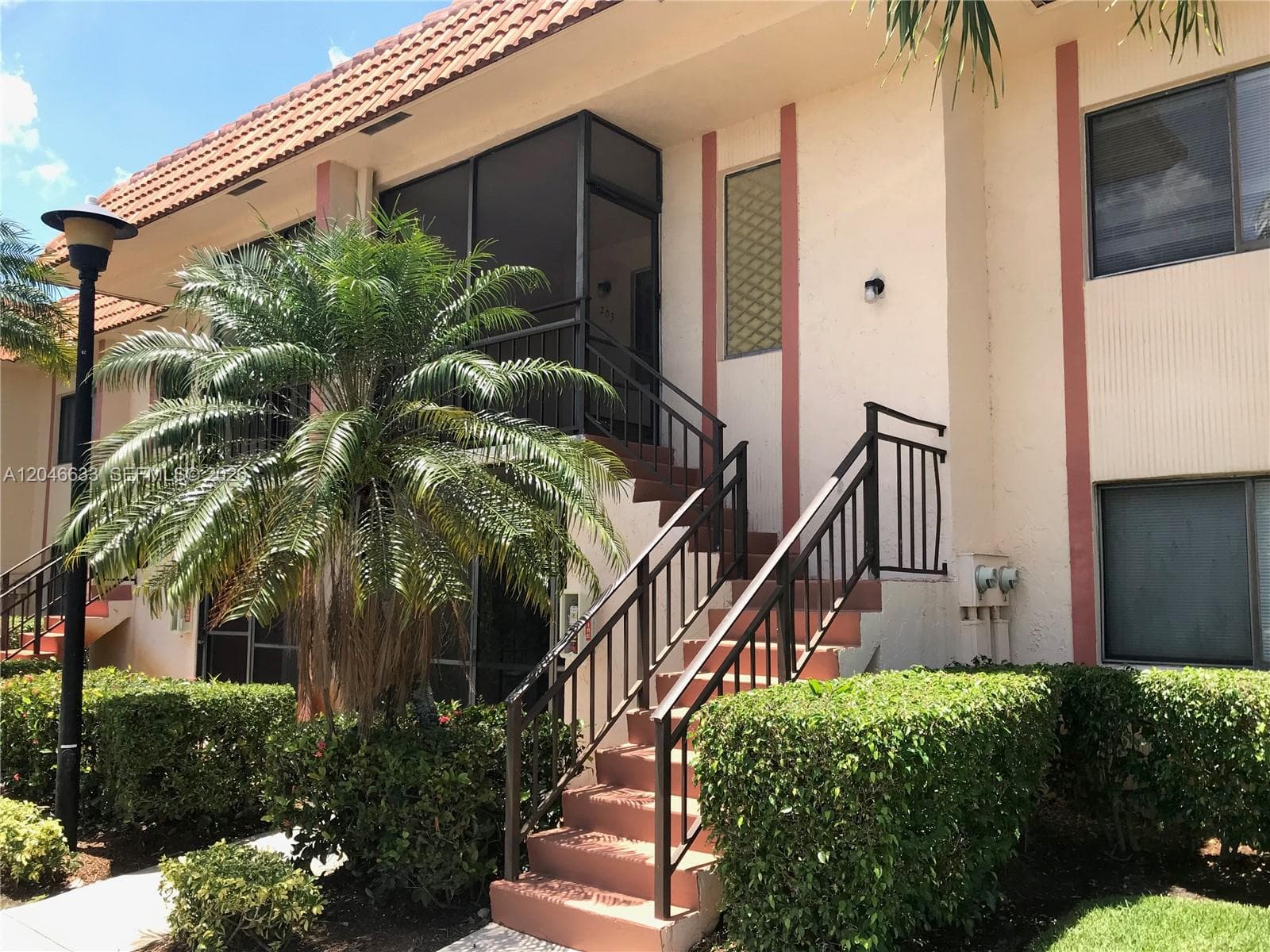 369 Lakeview Dr # 203, Weston, FL 33326