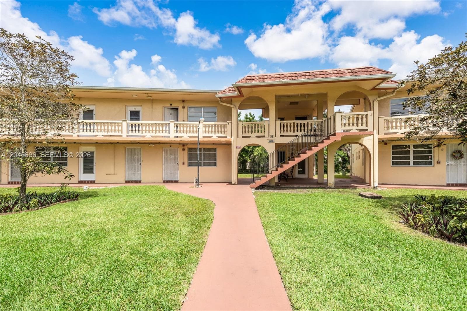 20327 NE 2nd Ave # 26, Miami, FL 33179