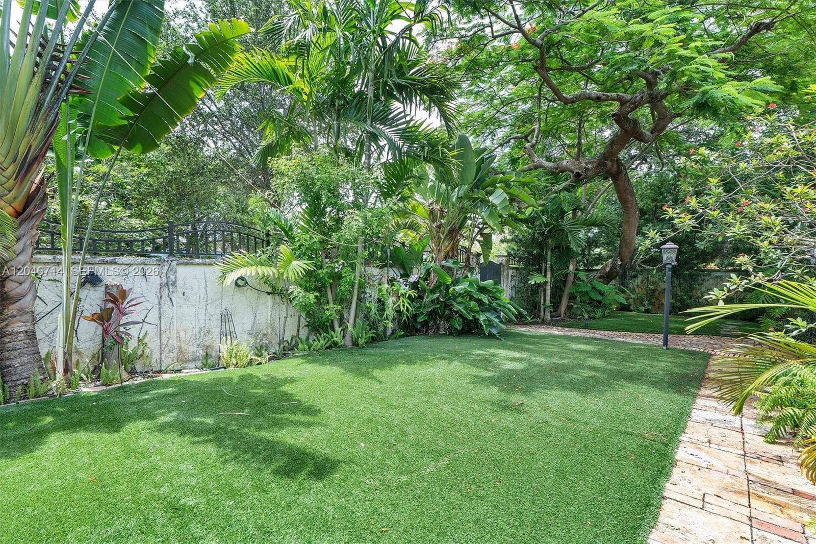 8276 E Dixie Hwy, Miami, FL 33138 — zdjęcie 2