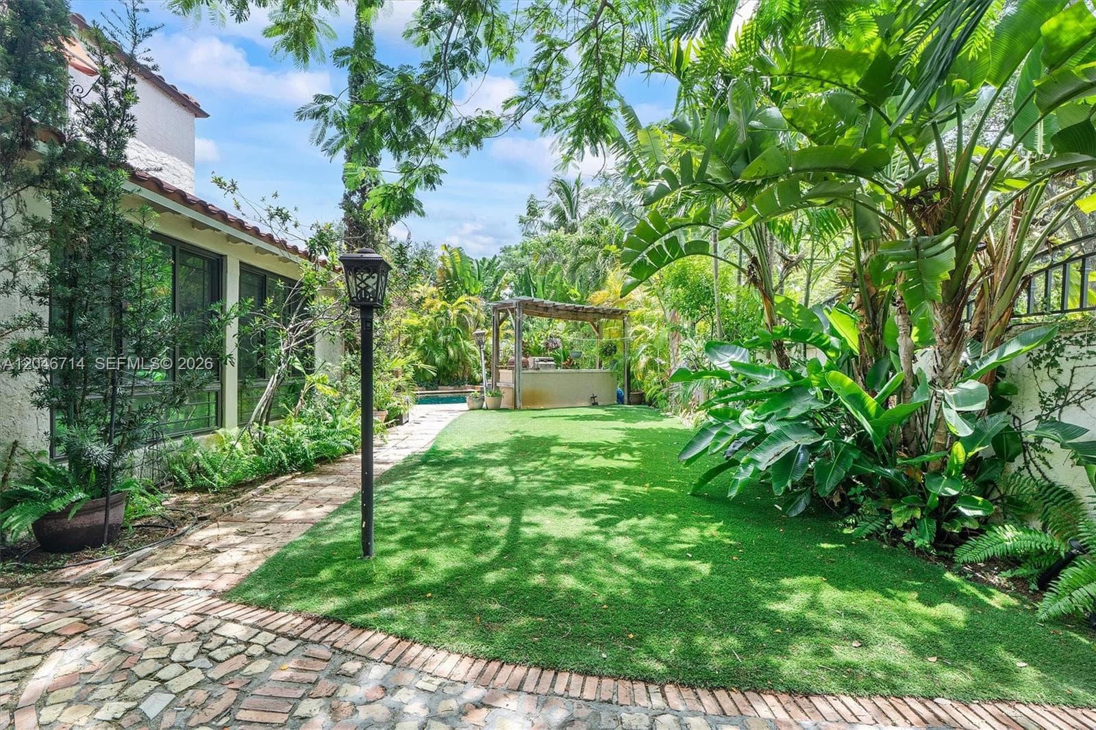 8276 E Dixie Hwy, Miami, FL 33138 — zdjęcie 4