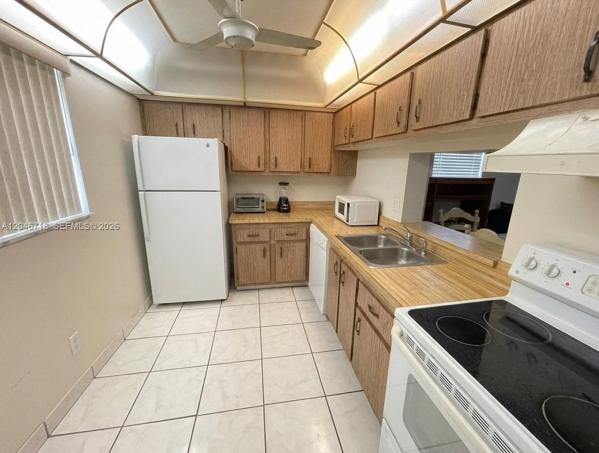 2800 NW 56th Ave # B207, Lauderhill, FL 33313 — zdjęcie 5