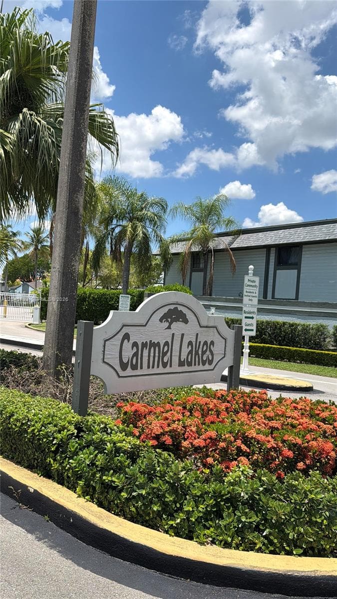 469 NE 207th Ln # 101, Miami, FL 33179 — zdjęcie 2