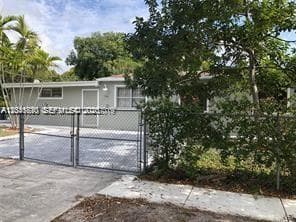 1575 NW 127th St # ., North Miami, FL 33167