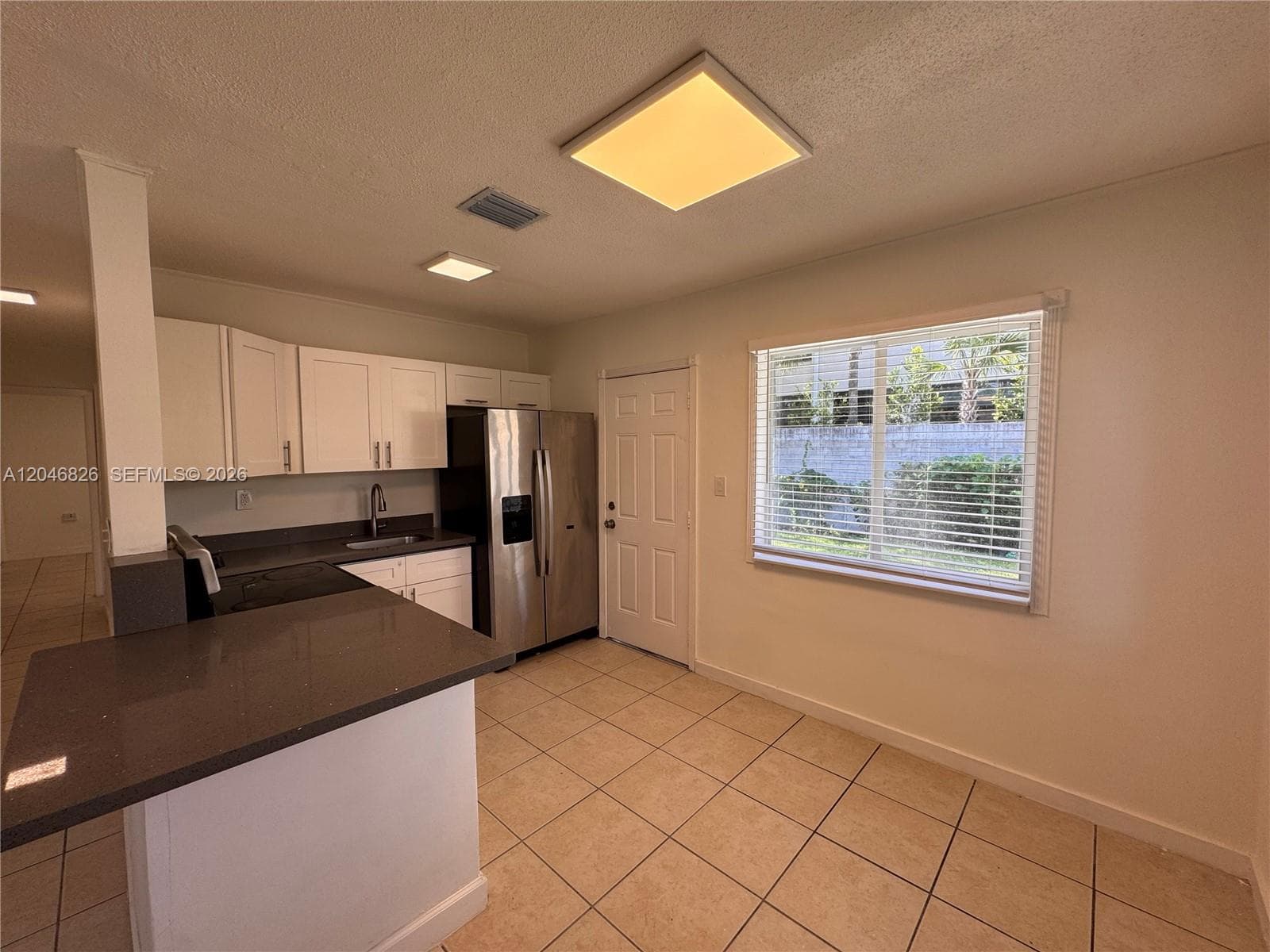 2540 NE 181st St # 2542, North Miami Beach, FL 33160 — zdjęcie 2