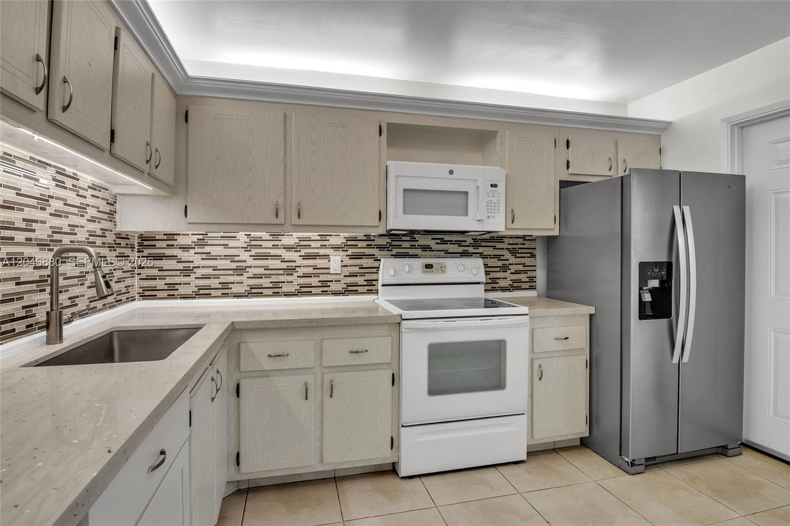1000 NE 14th Ave # 503, Hallandale Beach, FL 33009 — zdjęcie 3