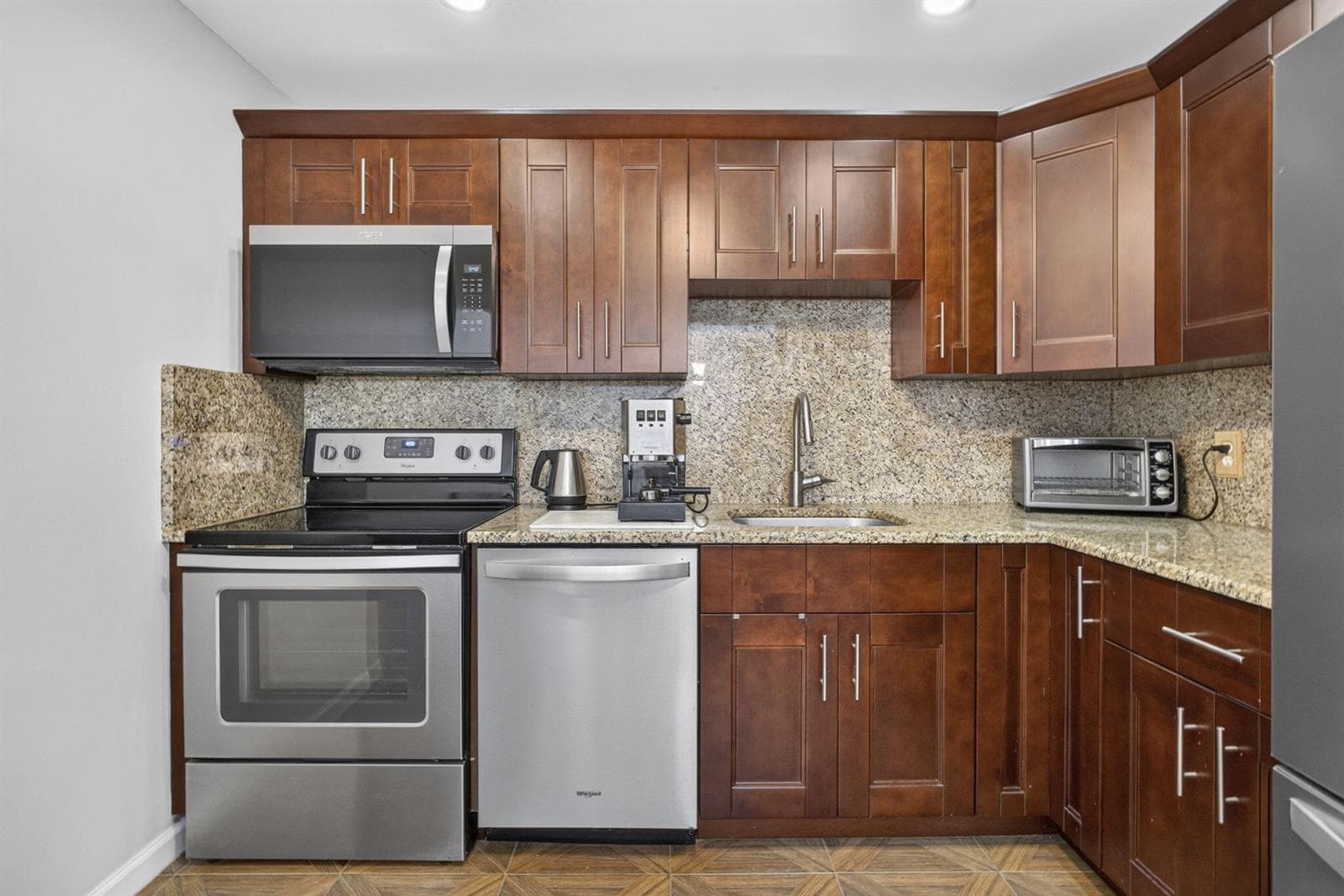 307 Wellington C, West Palm Beach, FL 33417