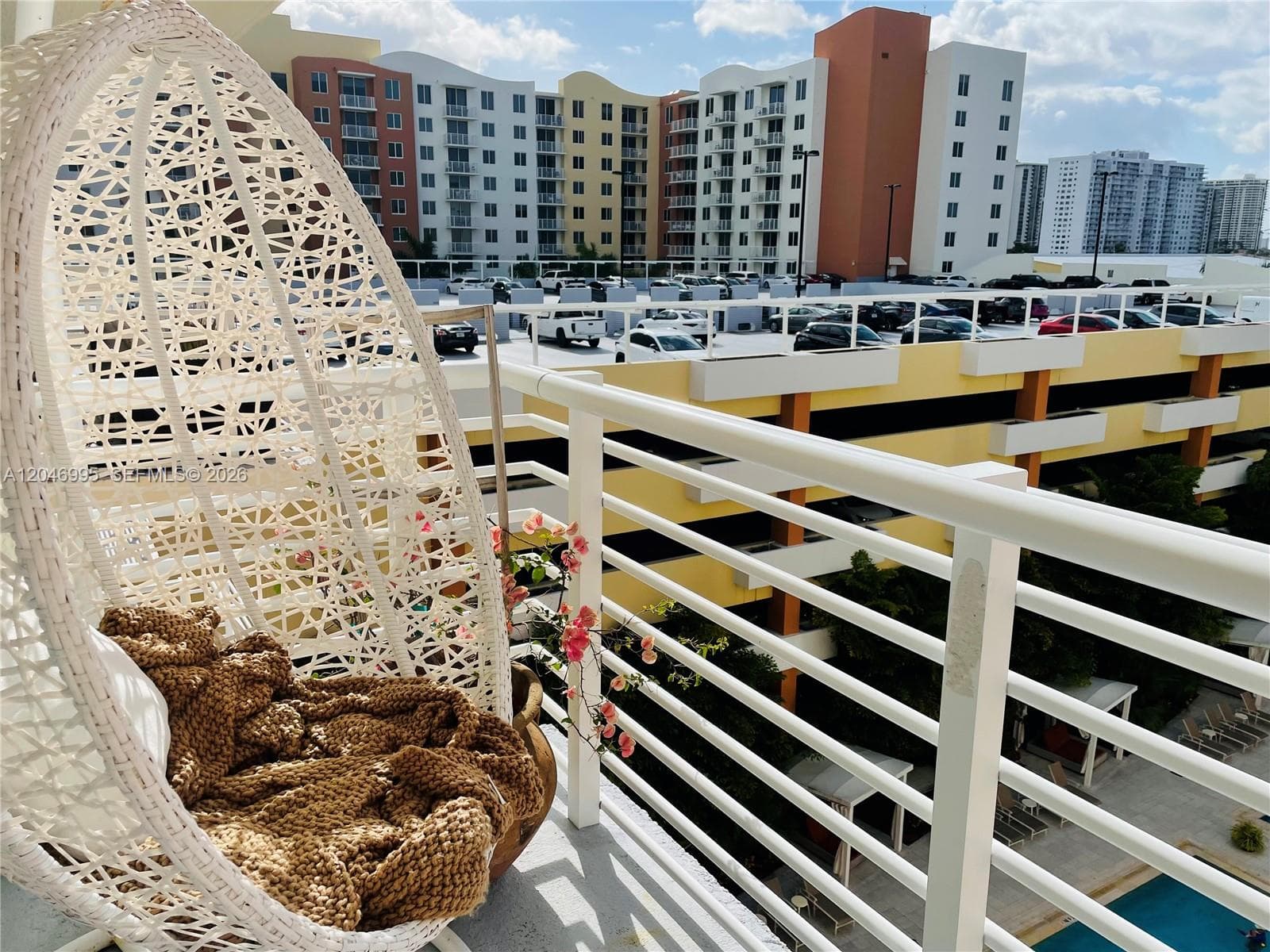 2775 NE 187 St # 628, Aventura, FL 33180