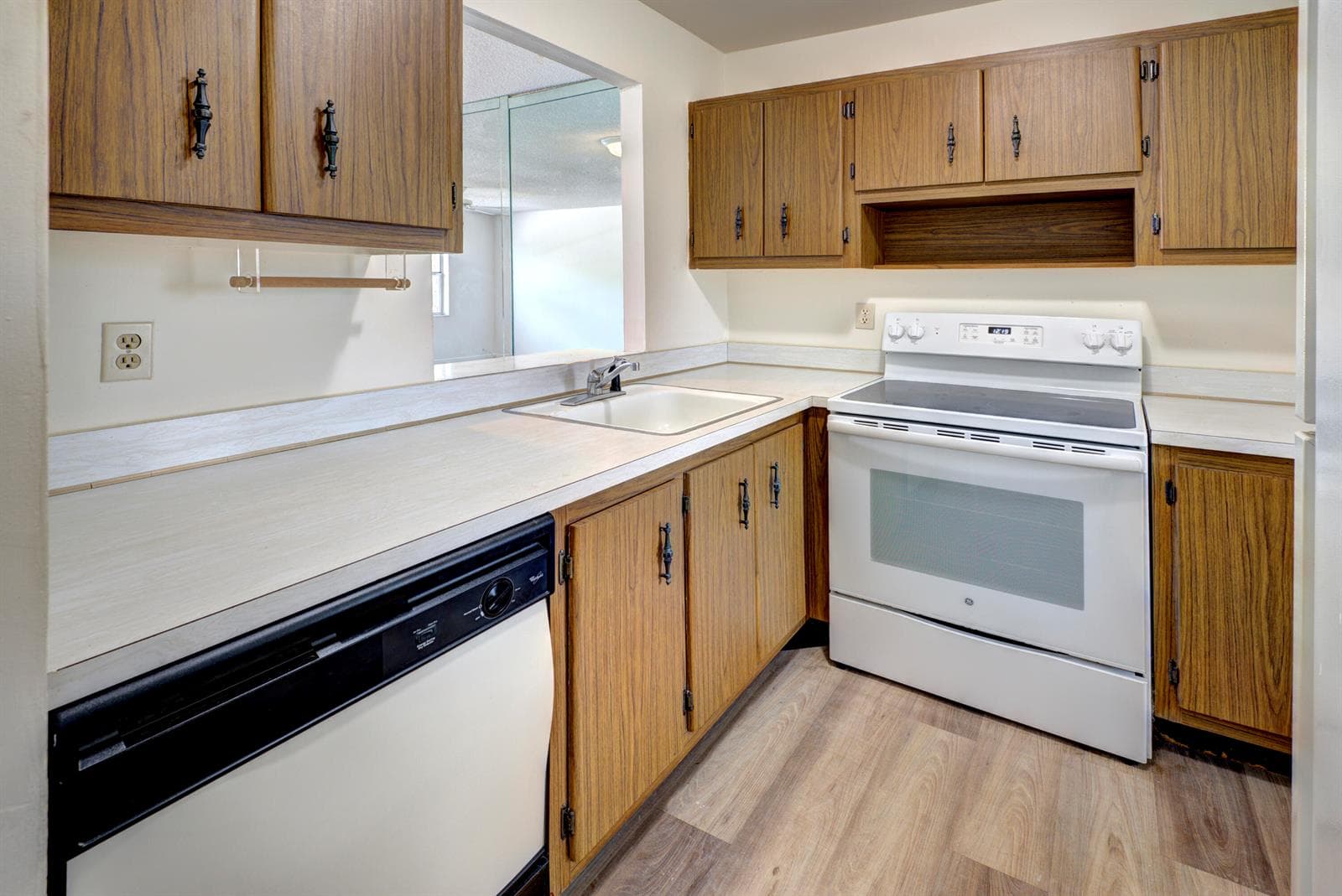 420 SE 2nd Avenue # 23, Deerfield Beach, FL 33441 — zdjęcie 4