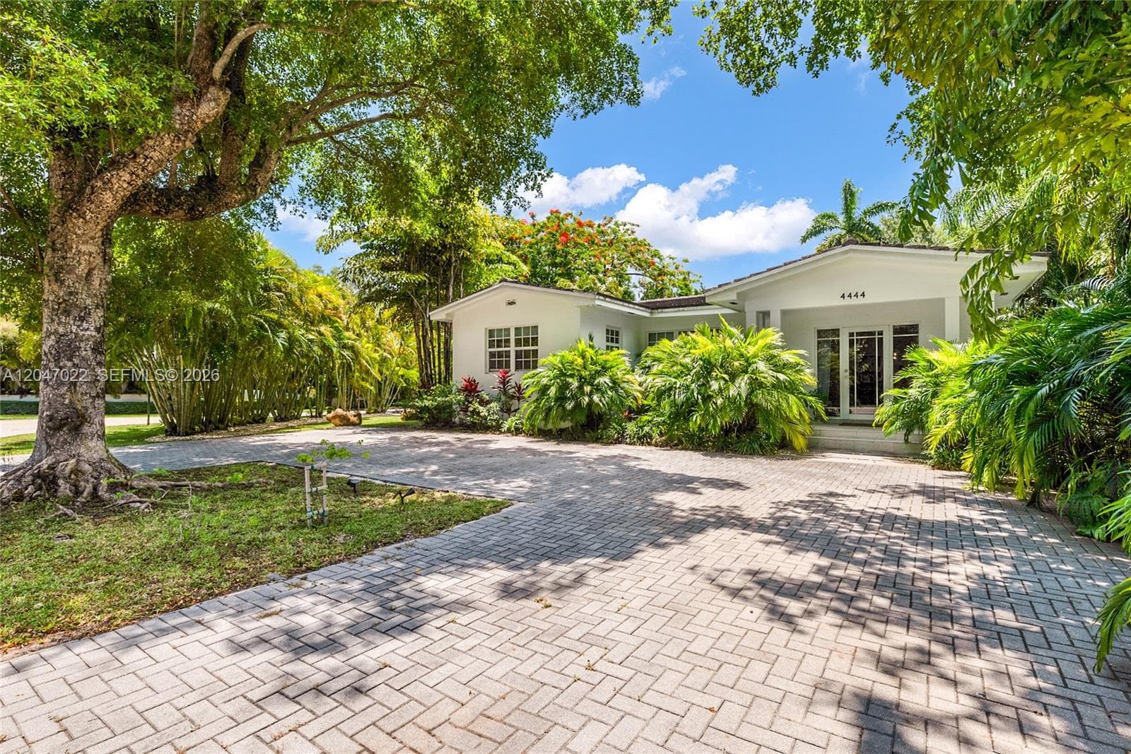 4444 Ingraham Hwy, Coral Gables, FL 33133