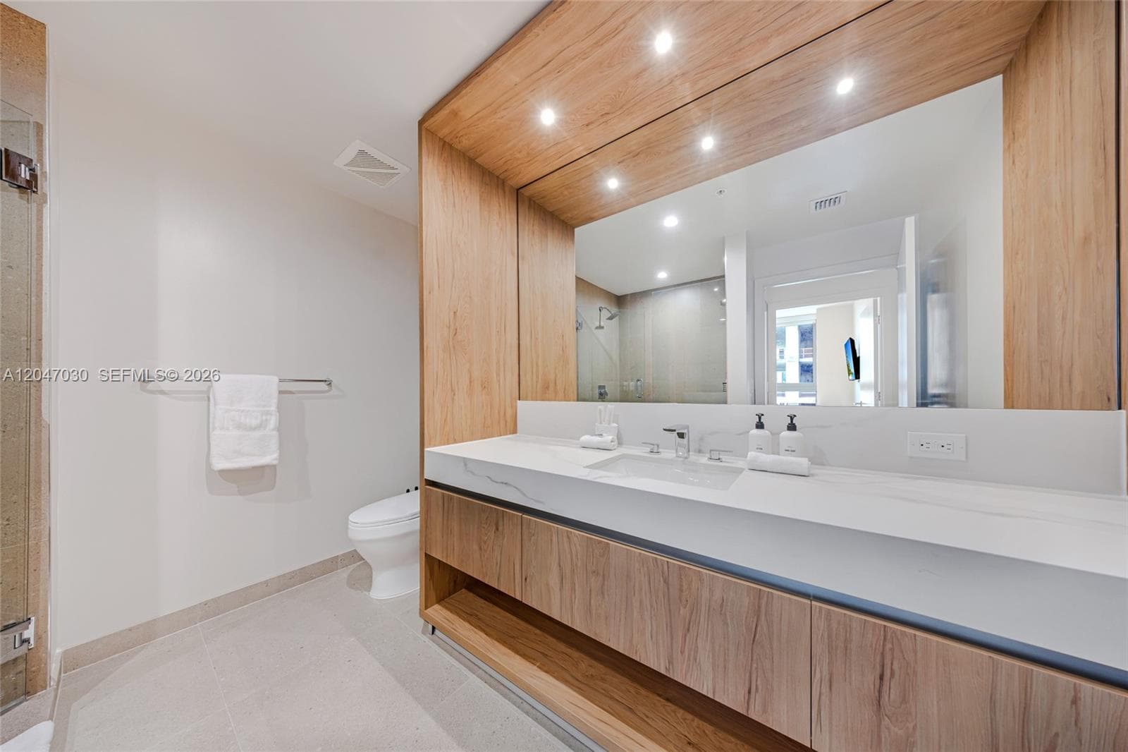 11 NE 6th St # 2903, Miami, FL 33132 — zdjęcie 5