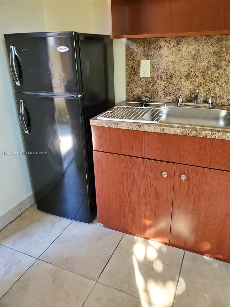 13770 NE 20th Pl # 03, North Miami Beach, FL 33181 — zdjęcie 2