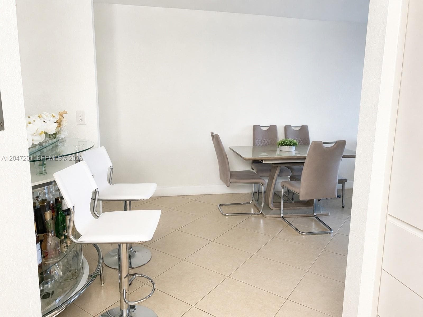 8870 Fontainebleau Blvd # 106, Miami, FL 33172 — zdjęcie 5