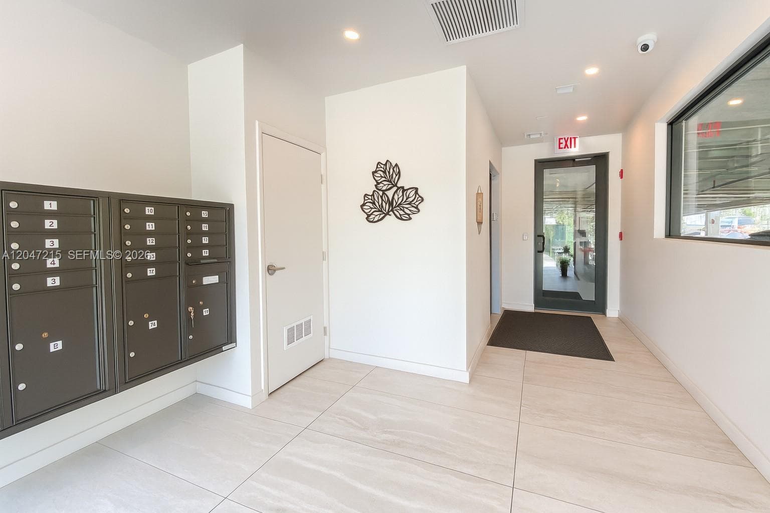 1950 Fletcher St # 305, Hollywood, FL 33020 — zdjęcie 3