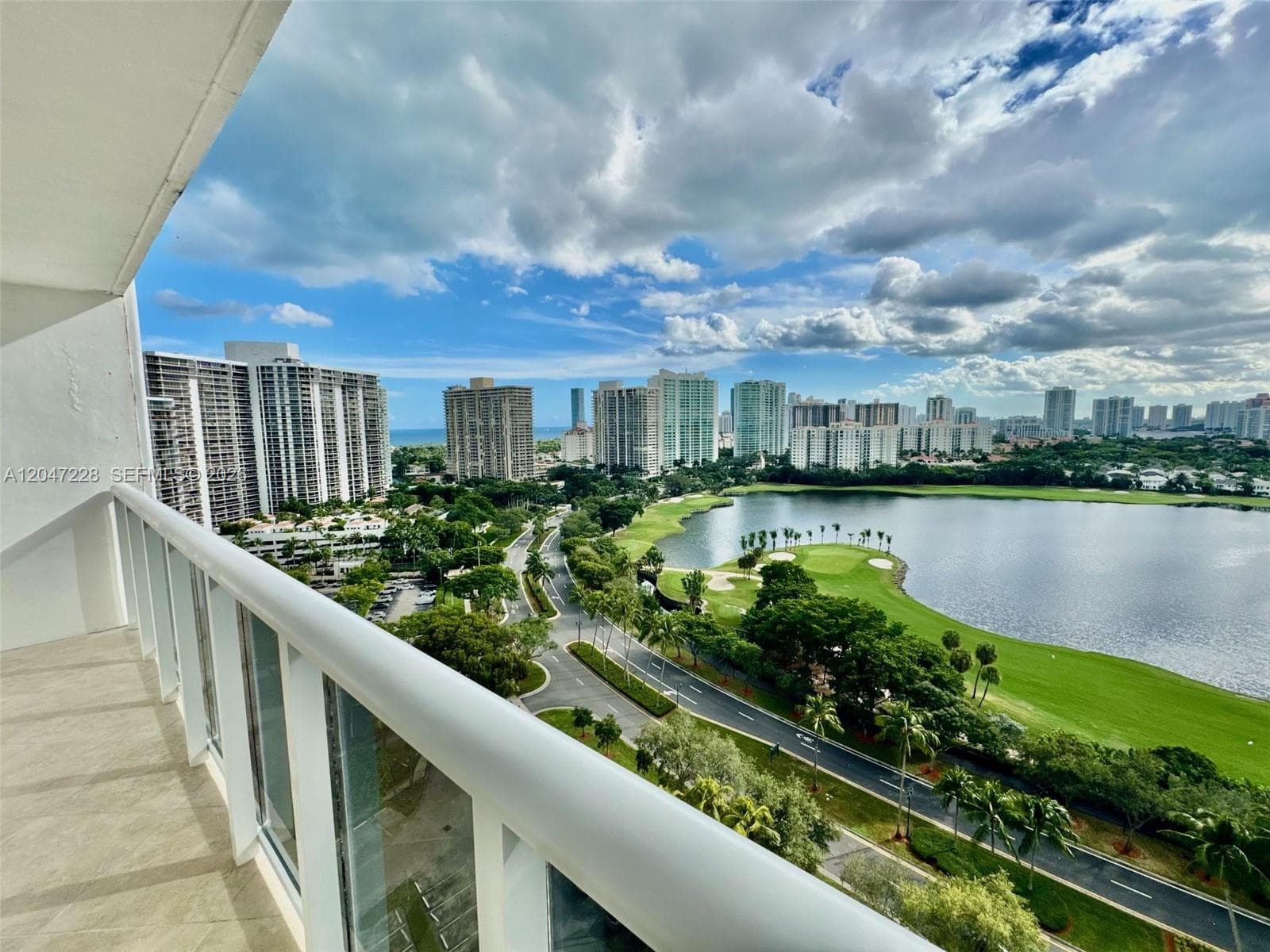 3675 N Country Club Dr # 2007, Aventura, FL 33180 — zdjęcie 4