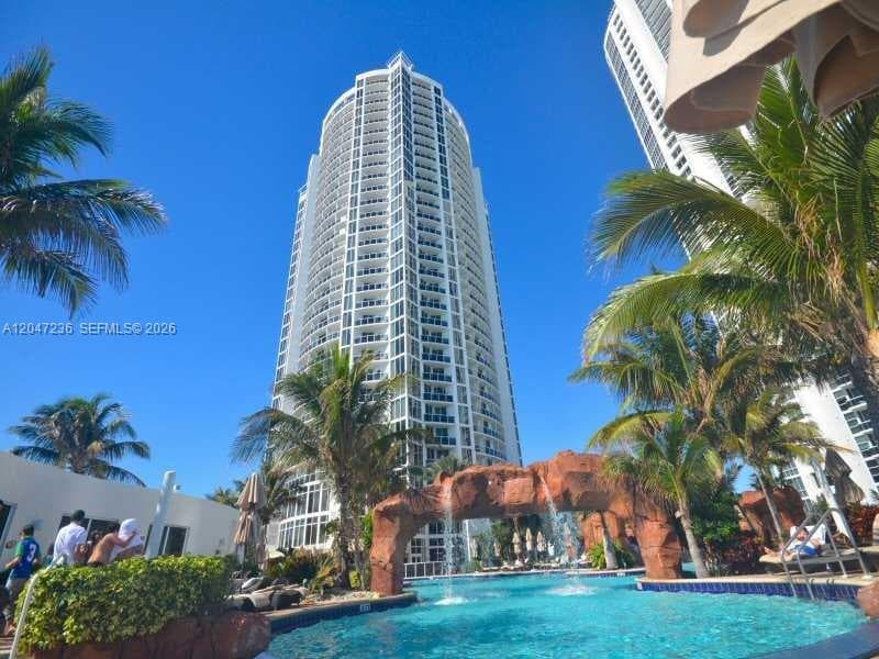 18001 Collins Ave # 708, Sunny Isles Beach, FL 33160