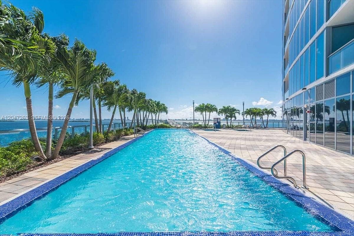 601 NE 36th St # 2203, Miami, FL 33137