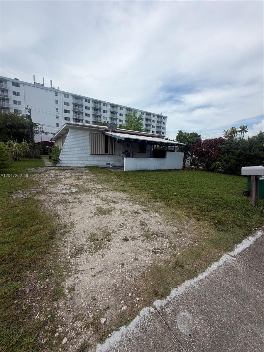 1258 NE 109th St, Miami, FL 33161 — zdjęcie 3
