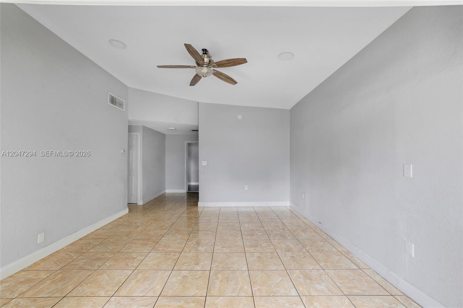 18100 NW 7th Pl, Miami Gardens, FL 33169 — zdjęcie 4