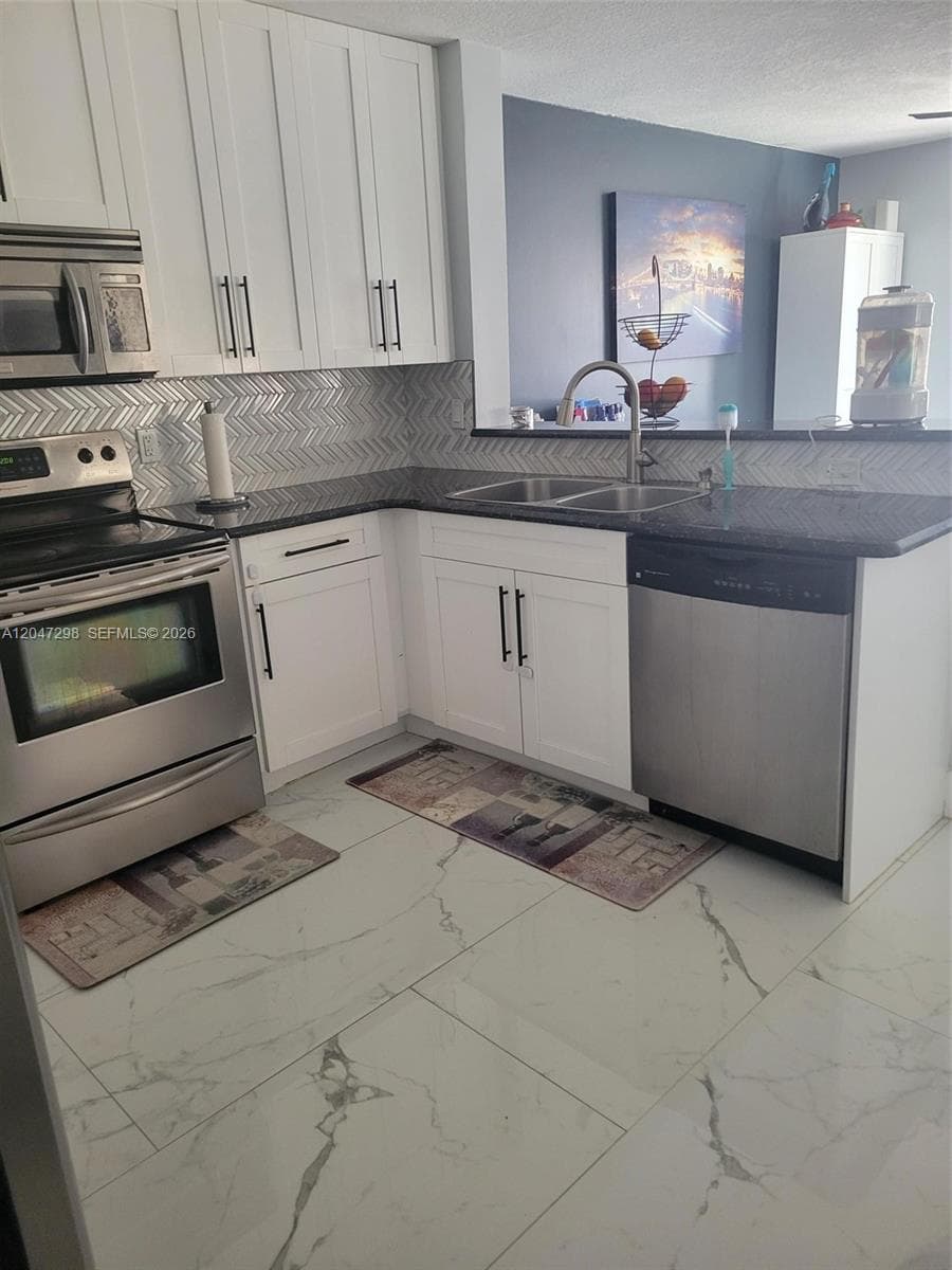 6606 Saltaire Ter, Margate, FL 33063 — zdjęcie 4