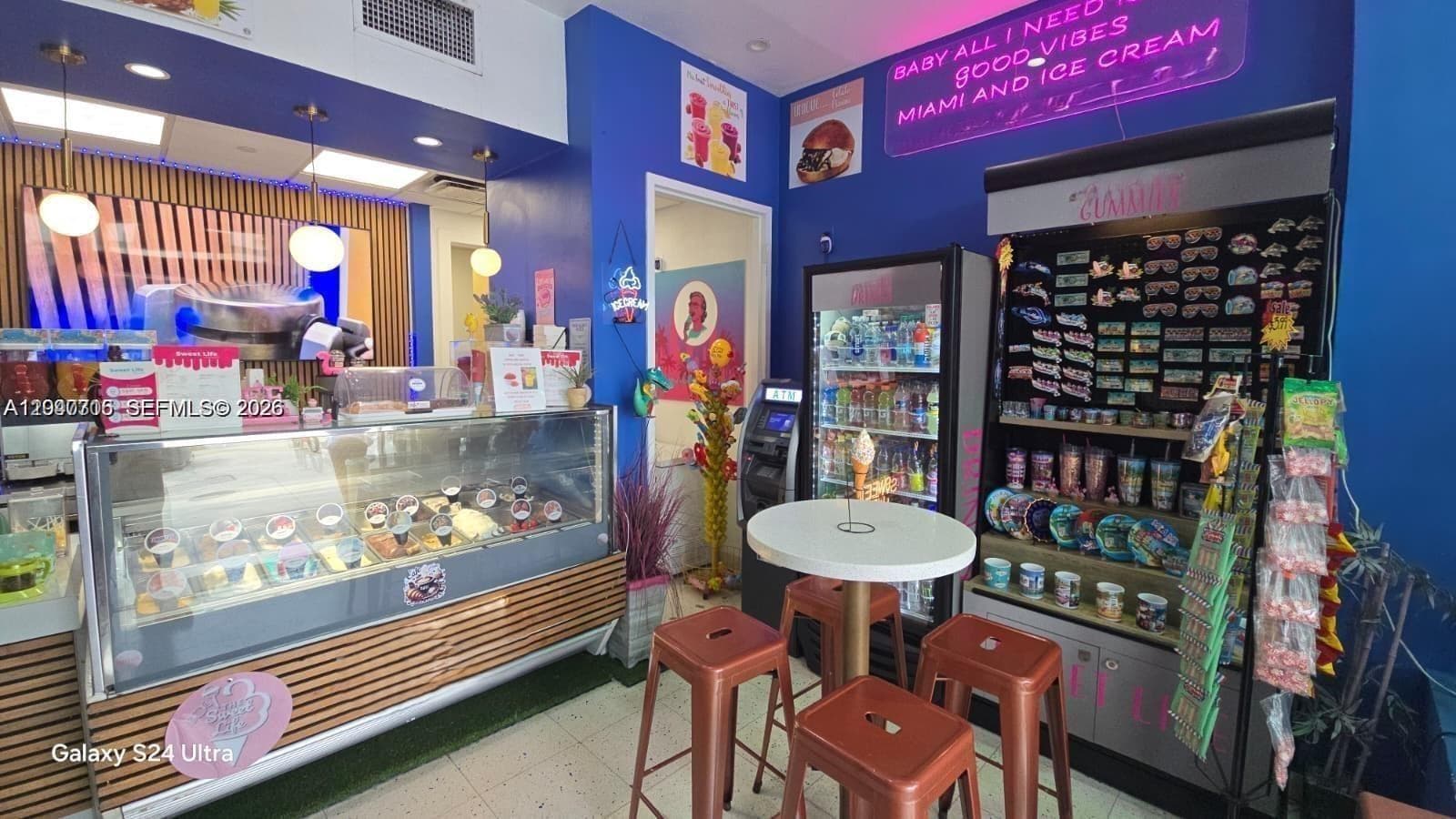 Ice Cream Shop For Sale In Miami Beach, Miami Beach FL 33139 — zdjęcie 2
