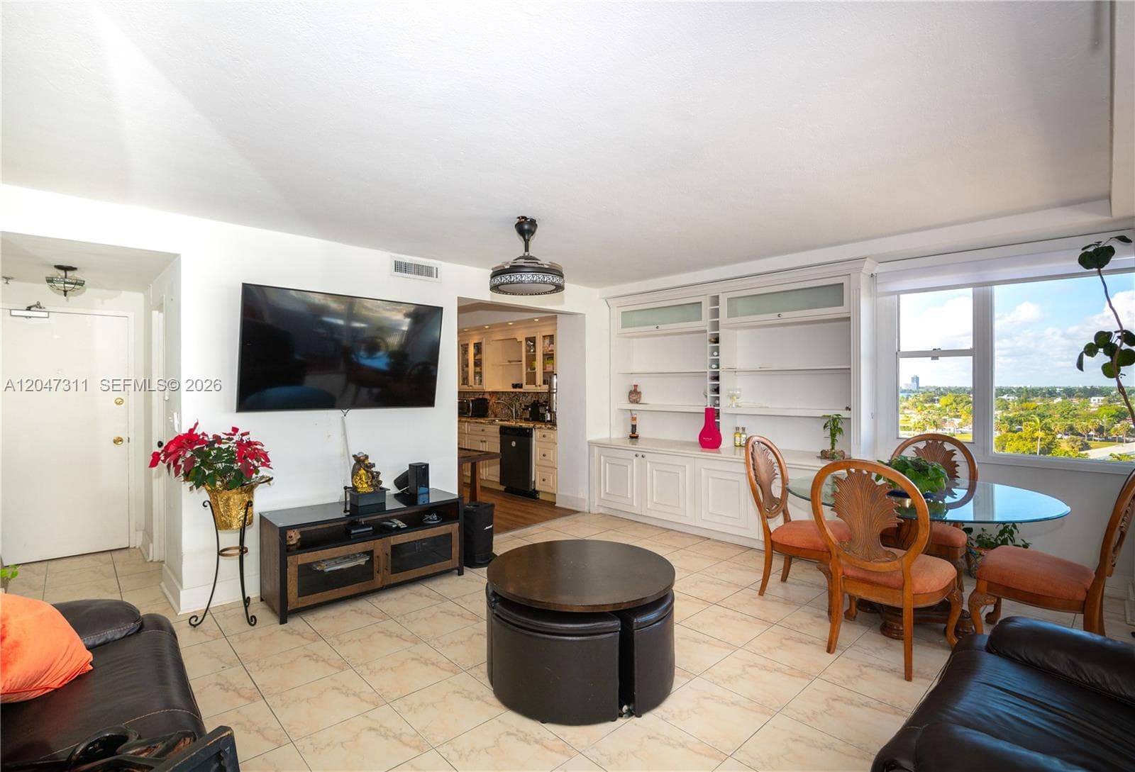 7545 E Treasure Dr # 9B, North Bay Village, FL 33141 — zdjęcie 5