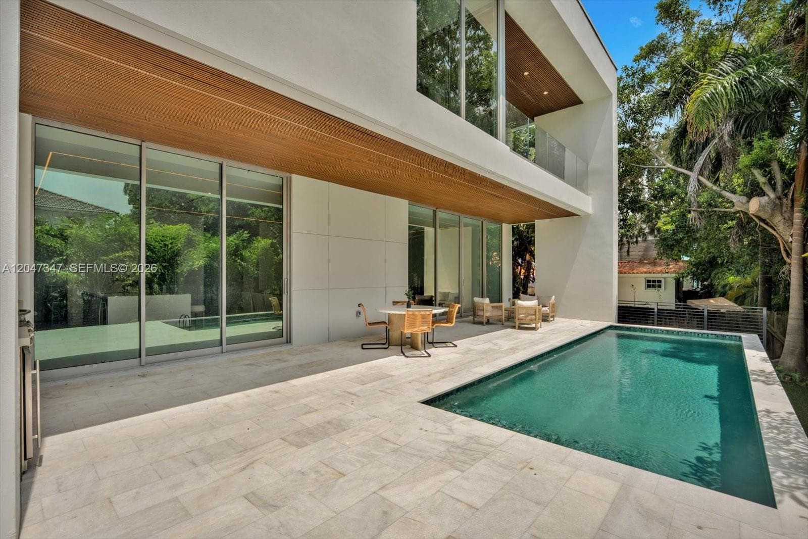 7701 Coquina Drive, North Bay Village, FL 33141 — zdjęcie 2