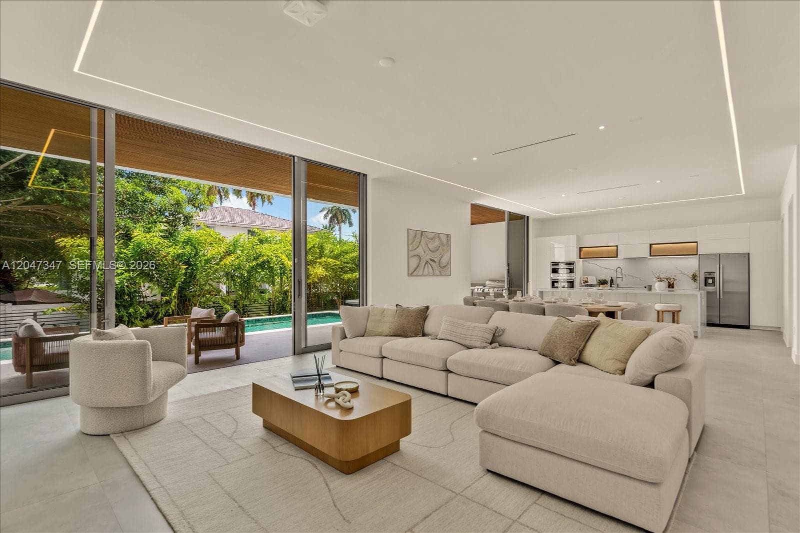 7701 Coquina Drive, North Bay Village, FL 33141 — zdjęcie 5