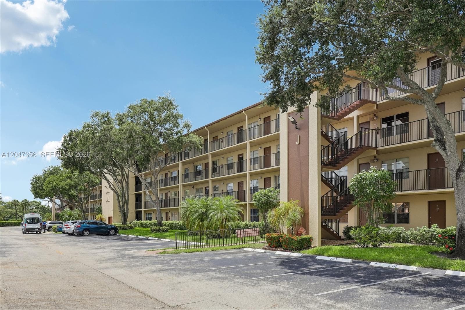 13455 SW 9th Ct # 108J, Pembroke Pines, FL 33027