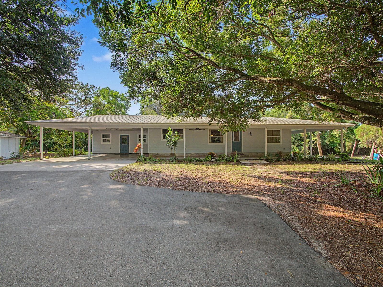 5625 SE Ault Avenue, Stuart, FL 34997