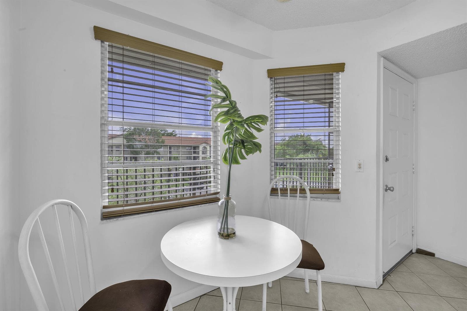 13001 SW 15th Court # 404t, Pembroke Pines, FL 33027 — zdjęcie 2